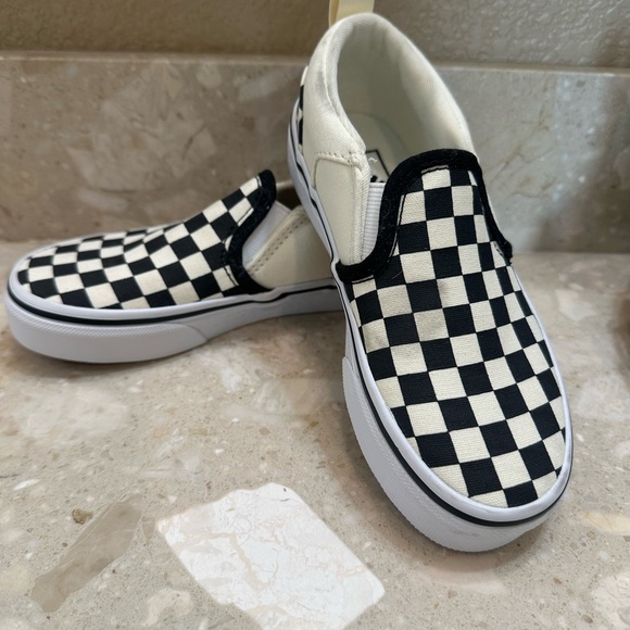 NWOT Kids Slip on Checkerboard Vans size 12 - Picture 4 of 7